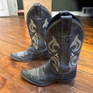 Justin made in USA 6.5 boots
